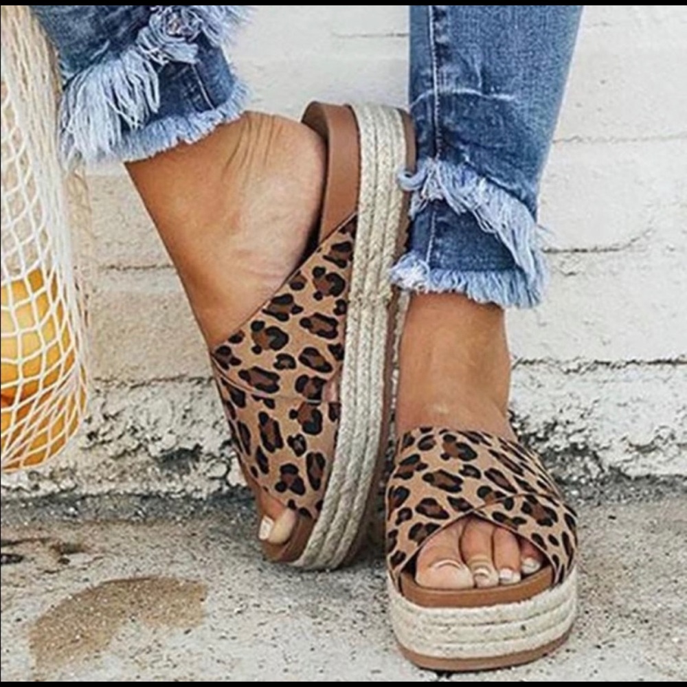 Leopard crisscross sandal